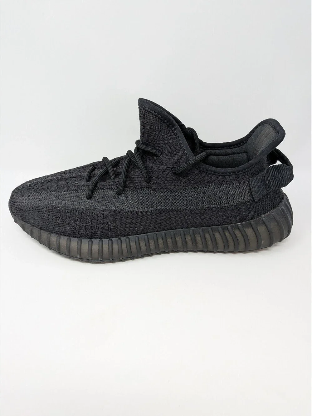 adidas Yeezy Boost 350 V2 Onyx Men's Size 10.5 HQ4540 Black 2022 With Box